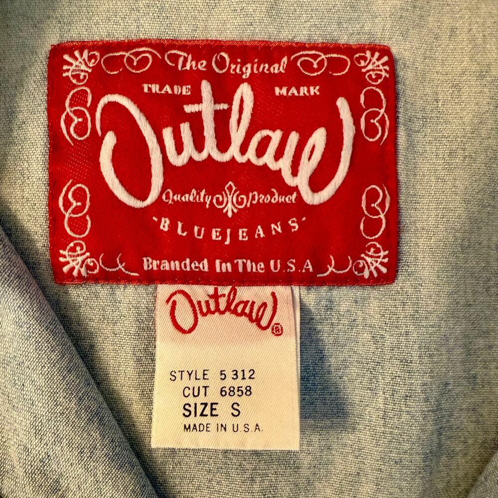 Vintage Outlaw Denim Shirt Women's Small USA Made Light Wash Western Jean Top - Picture 5 of 12